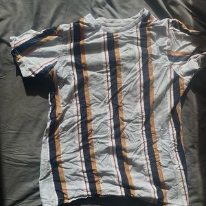 CASUAL STRIPED T-SHIRT
